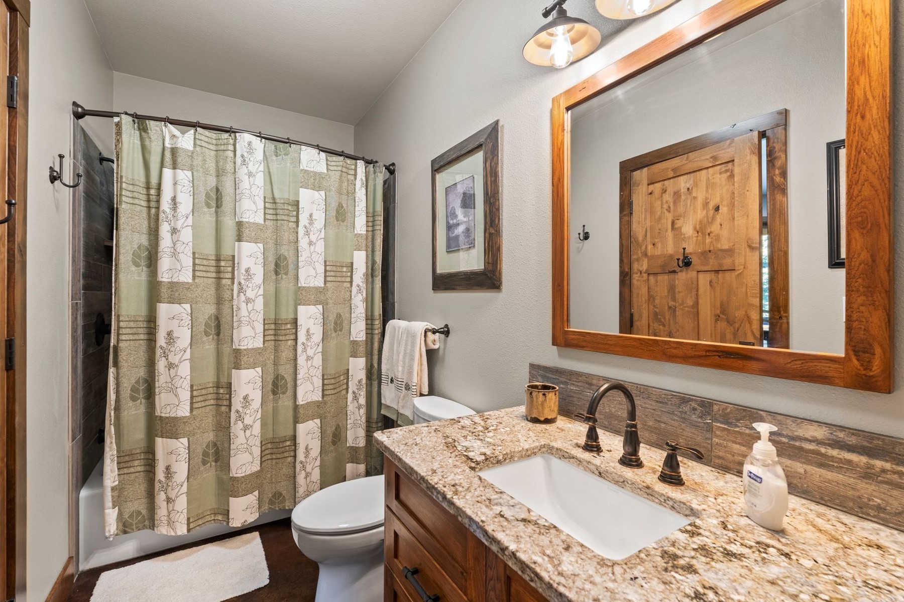  Green Home & apartment on 30 Acres - 物件實景