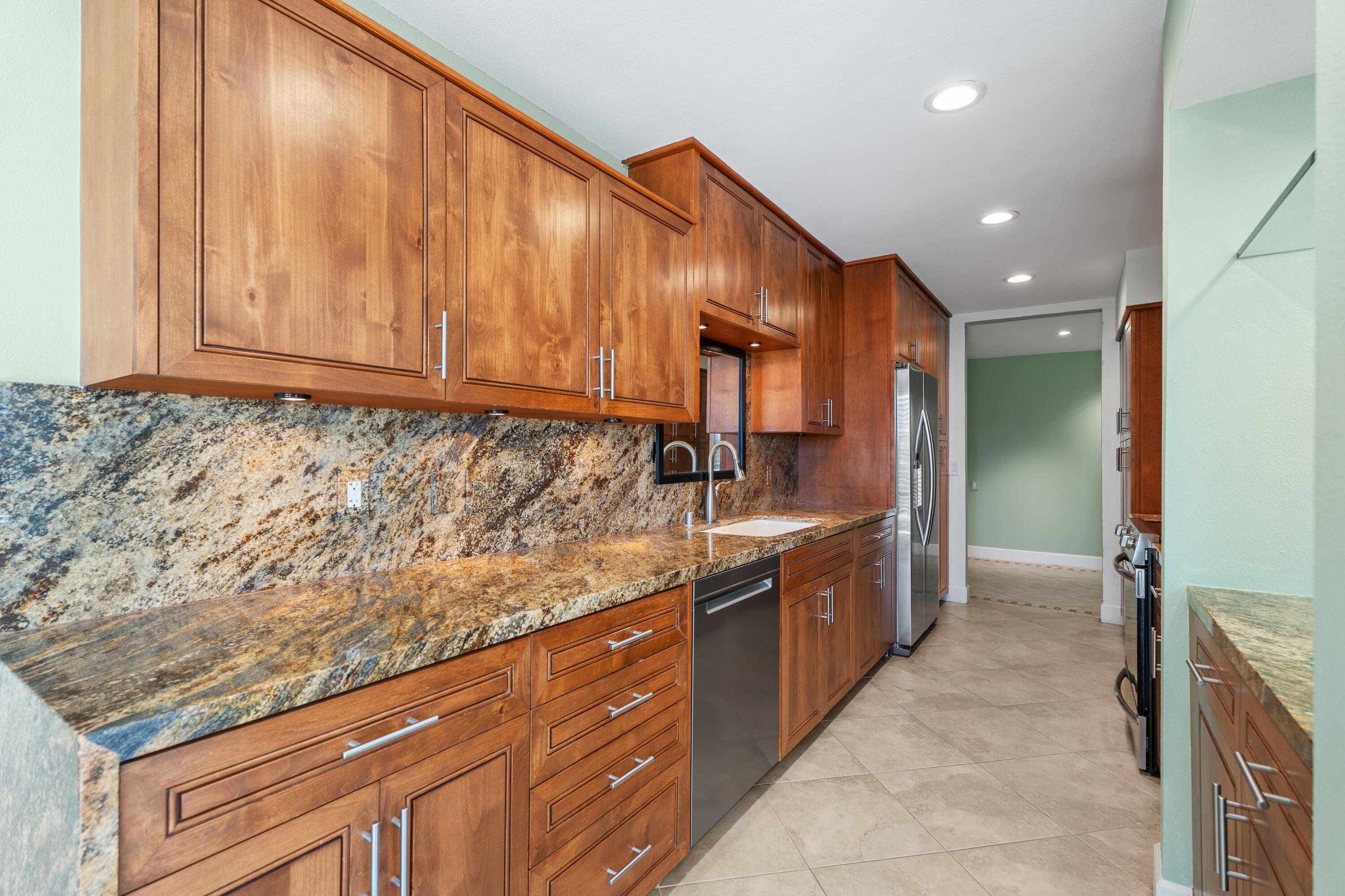 Palm Springs, California, 92264, United States, 2 Bedrooms Bedrooms, ,1 BathroomBathrooms,Residential,For Sale,1960957