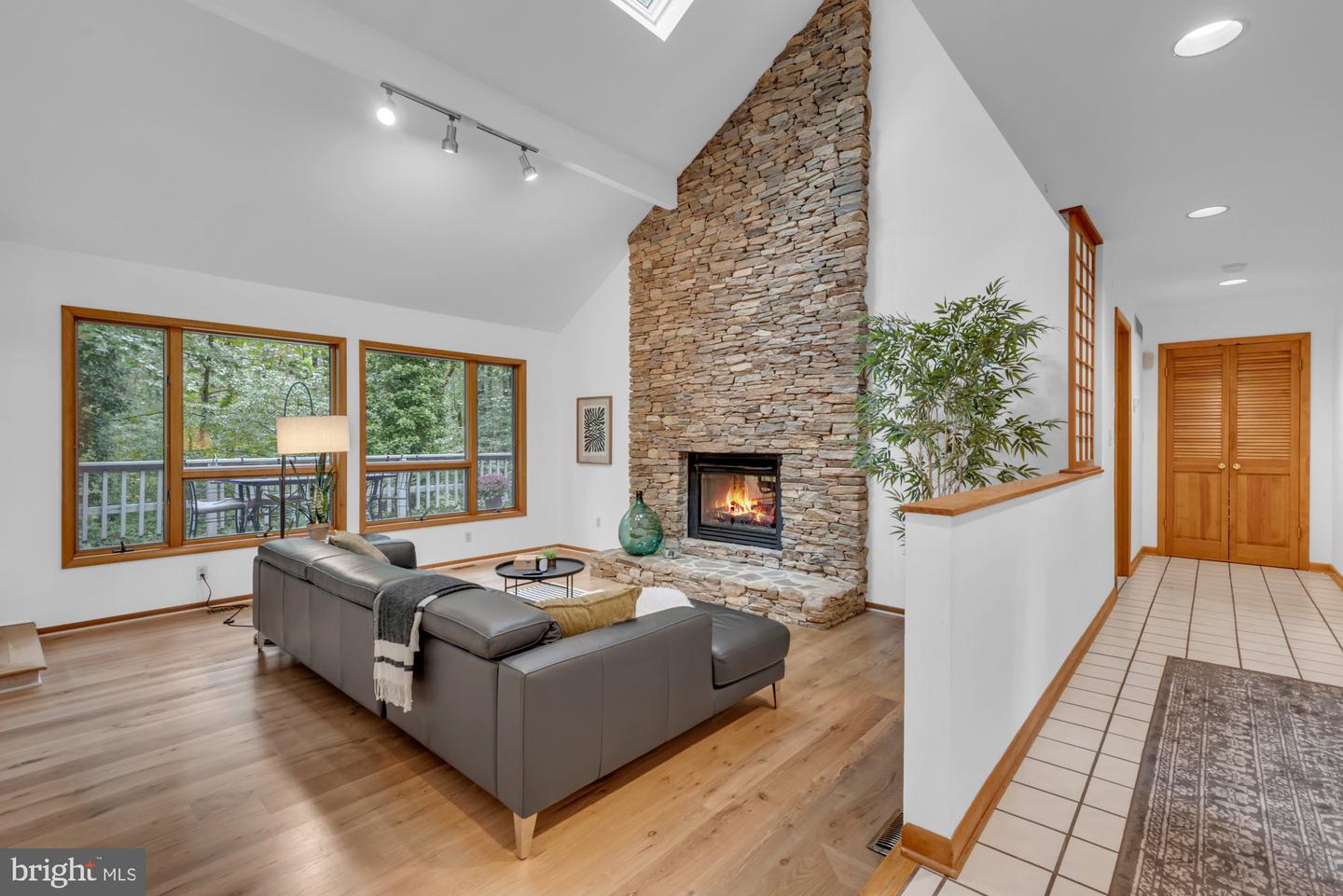 Annapolis, Maryland, 21409, United States, 4 Bedrooms Bedrooms, ,5 BathroomsBathrooms,Residential,For Sale,1947089