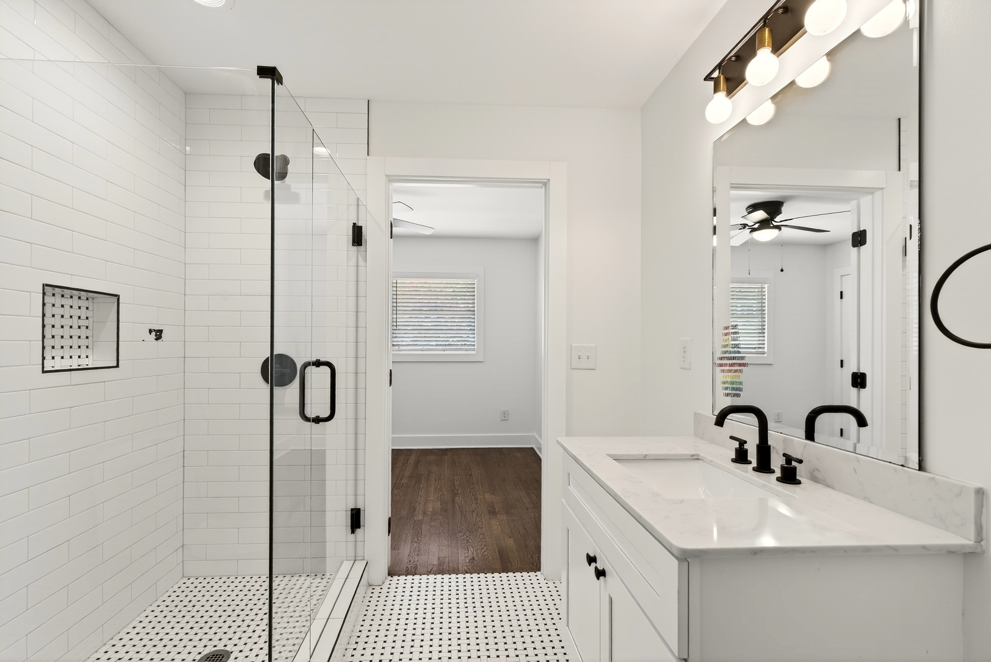  Exceptional Mid-Century Modern Renovation in Decatur - 物件實景