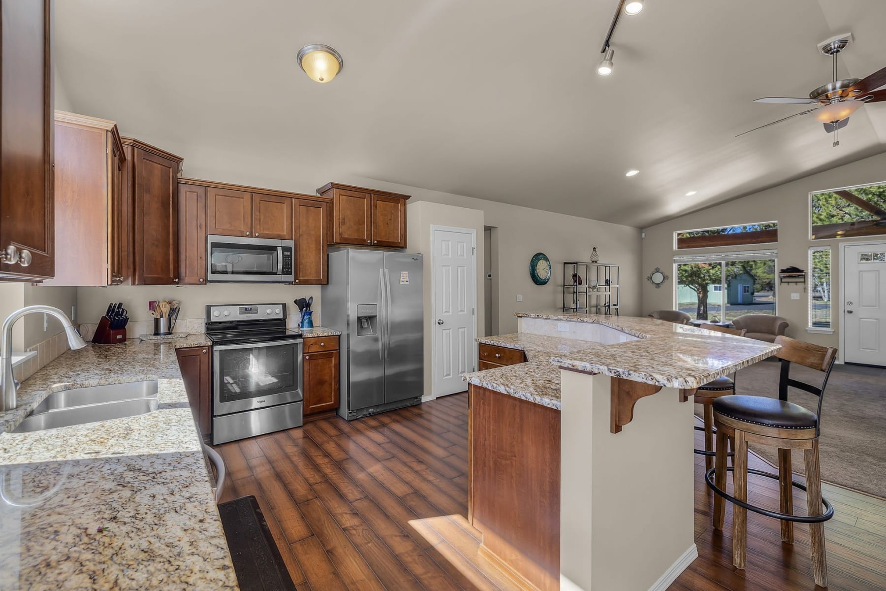  16171 South Drive La Pine, OR 97739 - 物件實景