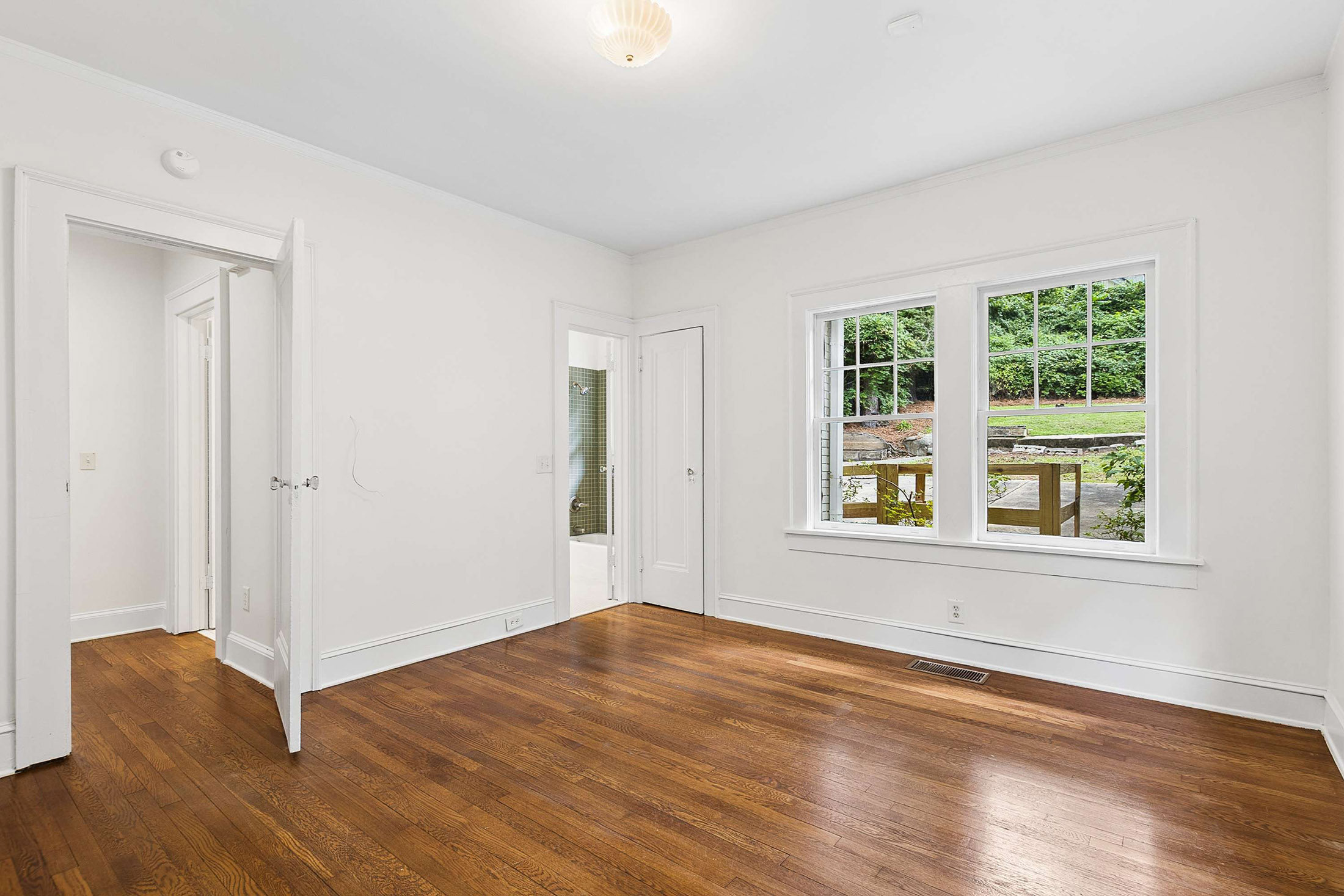  Charming 1930 Craftsman Bungalow in an Unbeatable Virginia Highland Location - 物件實景