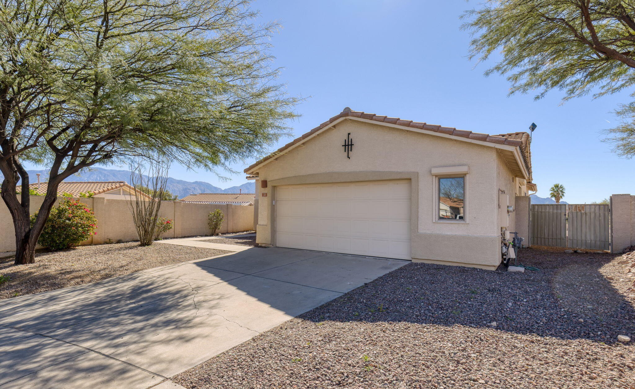  33 W Golden Spur Place, Tucson, AZ 85755 - 物件實景