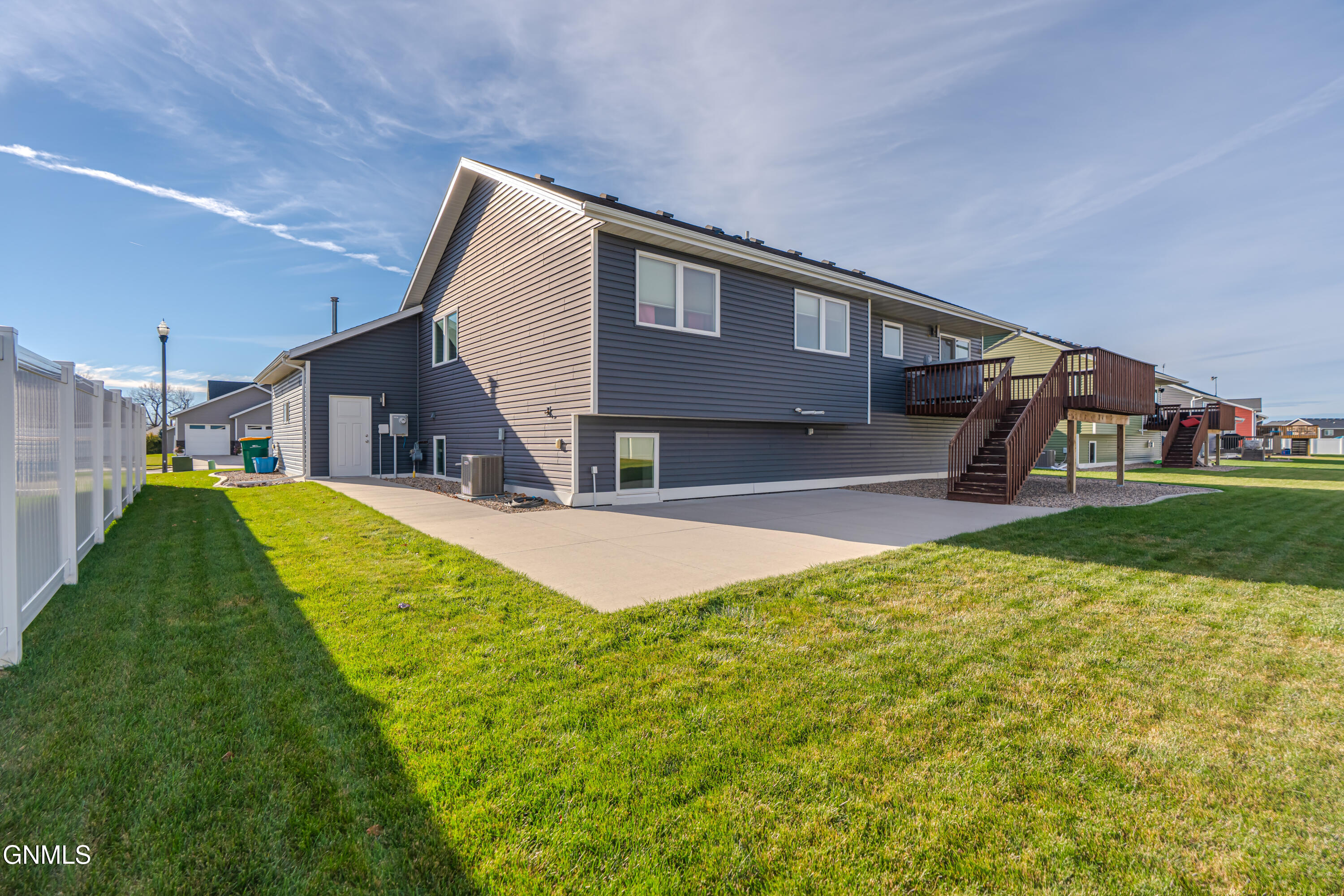 Bismarck, North Dakota, 58504, United States, 5 Bedrooms Bedrooms, ,2 BathroomsBathrooms,Residential,For Sale,1986096