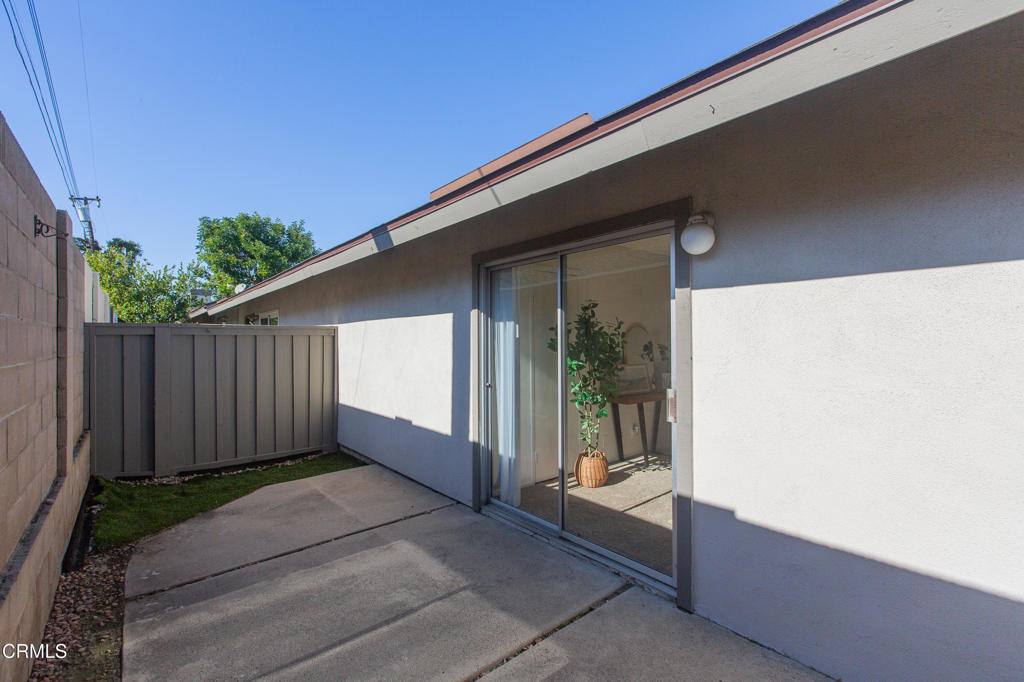 Tustin, California, 92780, United States, 2 Bedrooms Bedrooms, ,2 BathroomsBathrooms,Residential,For Sale,2002940