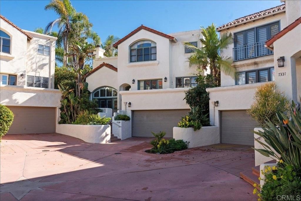 La Jolla, California, 92037, United States, 3 Bedrooms Bedrooms, ,3 BathroomsBathrooms,Residential,For Sale,1997509
