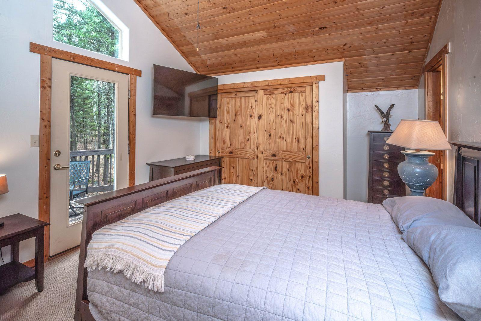 Angel Fire, New Mexico, 87710, United States, 3 Bedrooms Bedrooms, ,4 BathroomsBathrooms,Residential,For Sale,1993042