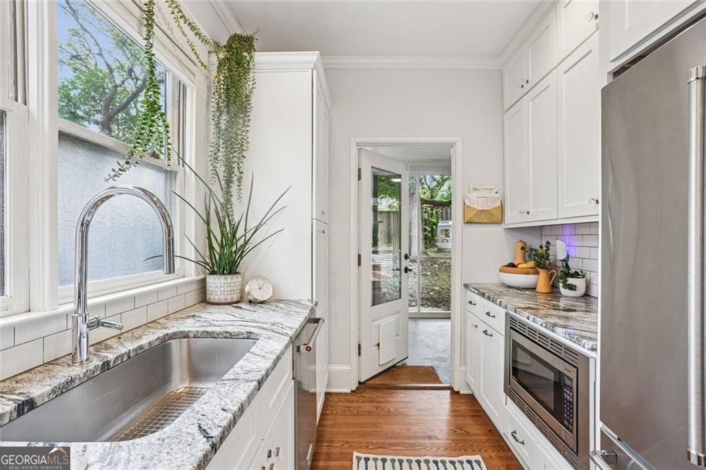 Atlanta, Georgia, 30306, United States, 3 Bedrooms Bedrooms, ,2 BathroomsBathrooms,Residential,For Sale,1959900