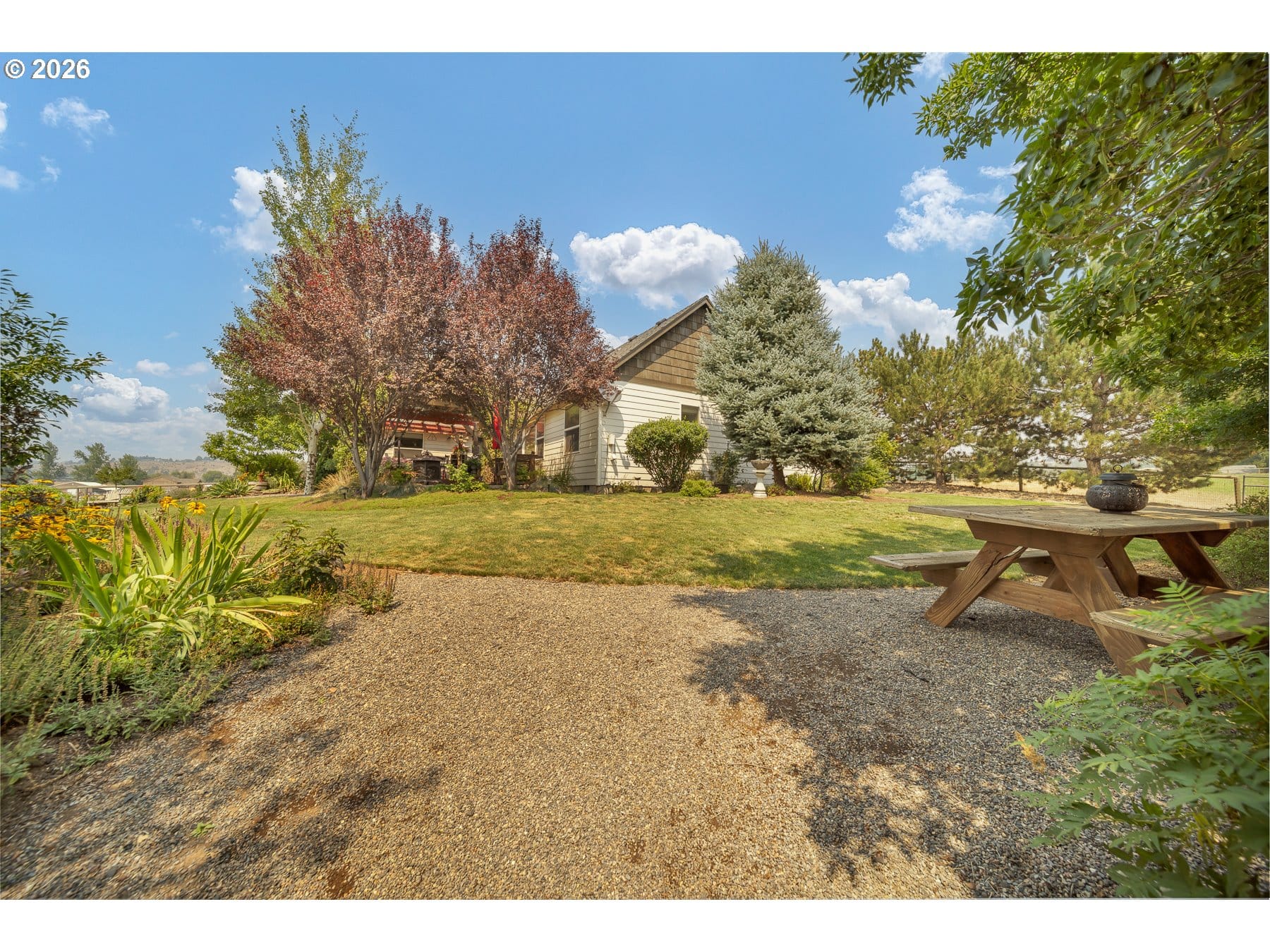  998 NE BROWN DR Madras, OR 97741 - 物件實景