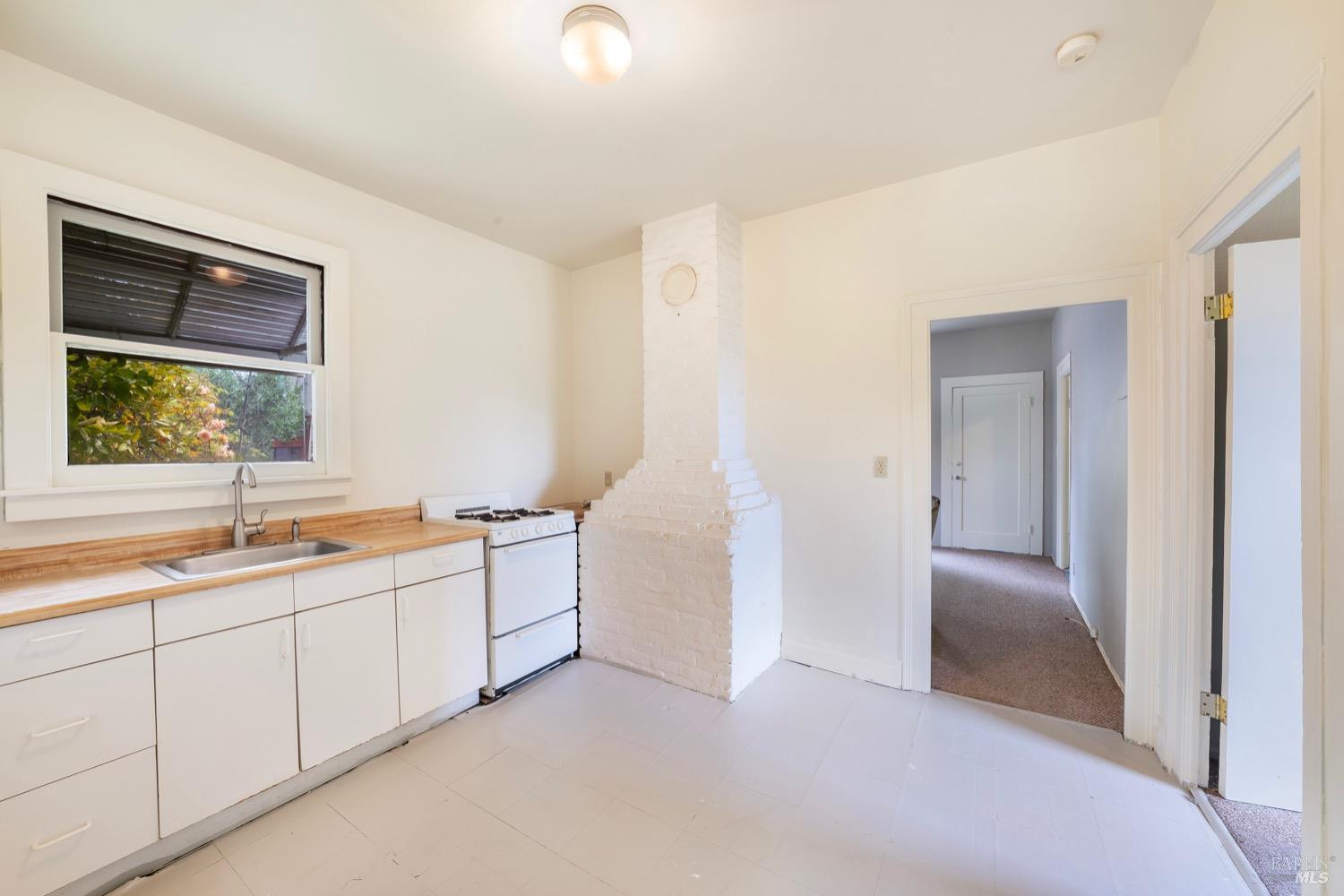 St. Helena, California, 94574, United States, 2 Bedrooms Bedrooms, ,1 BathroomBathrooms,Residential,For Sale,1941754