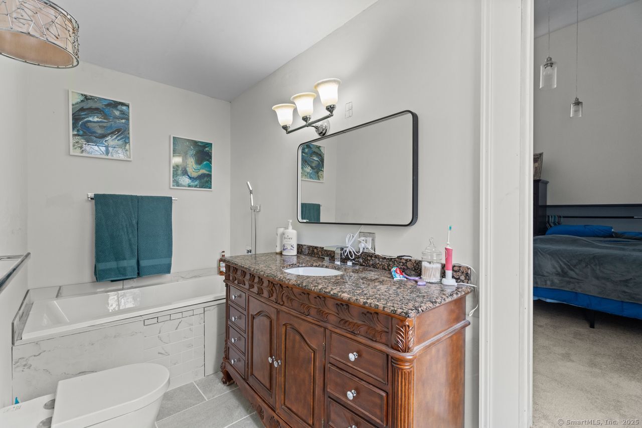 East Haddam, Connecticut, 06423, United States, 3 Bedrooms Bedrooms, ,2 BathroomsBathrooms,Residential,For Sale,1988213