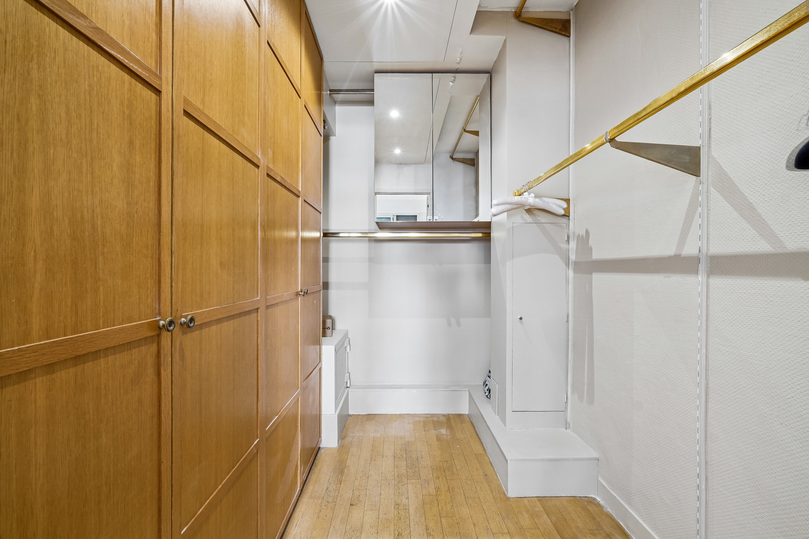  Avenue George V: 2 bedroom apartment to renovate - 物件實景