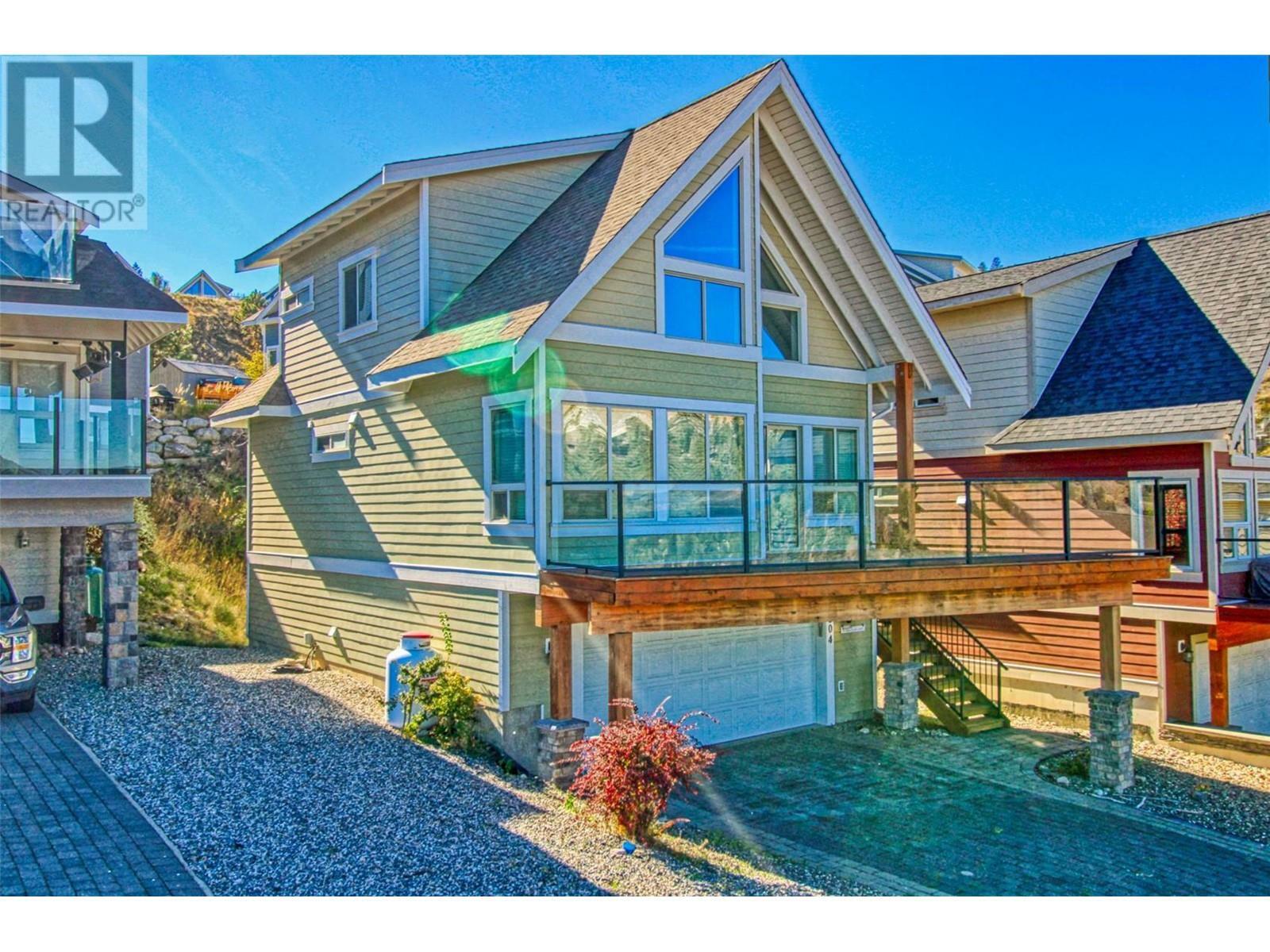 KELOWNA, British Columbia, V1Z 3R8, CA, 3 Bedrooms Bedrooms, ,2 BathroomsBathrooms,Residential,For Sale,1836917