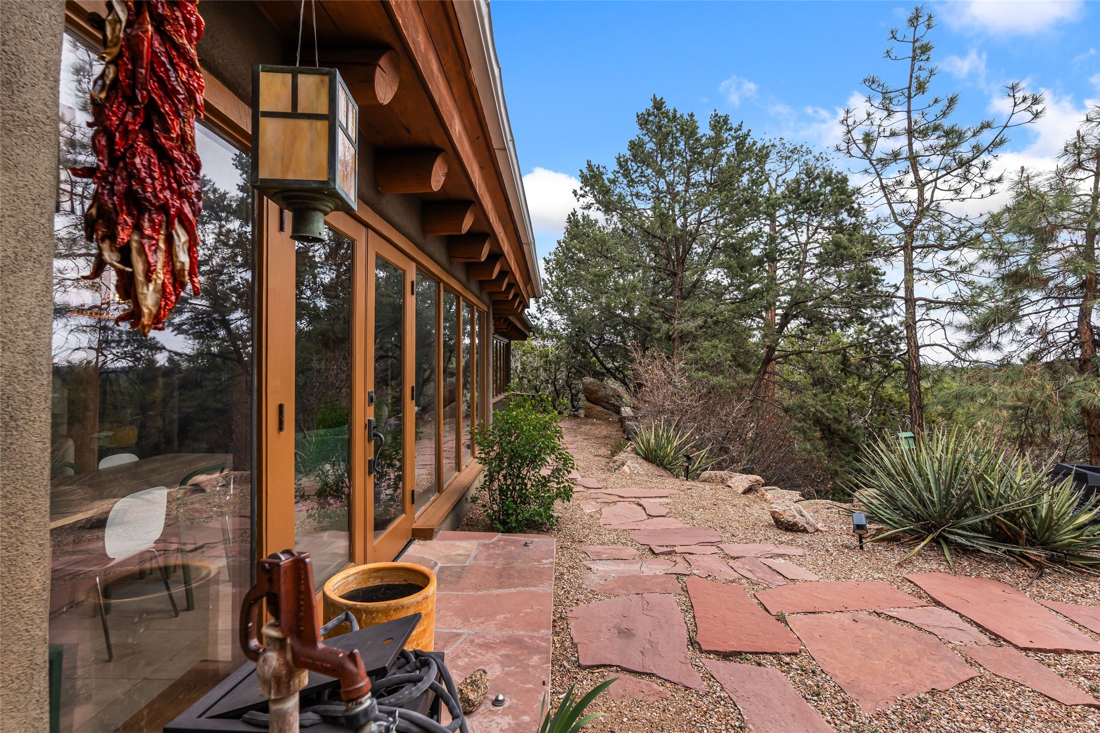  57 Mountain Top Rd - 物件實景