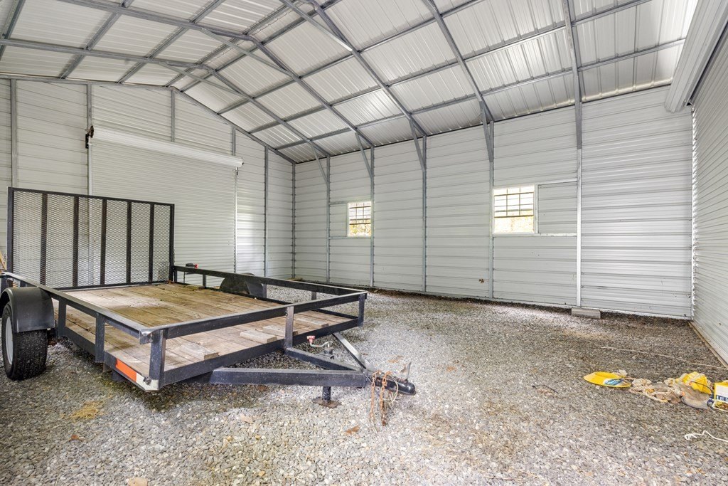 Hayesville, North Carolina, 28904, United States, 3 Bedrooms Bedrooms, ,4 BathroomsBathrooms,Residential,For Sale,1974136