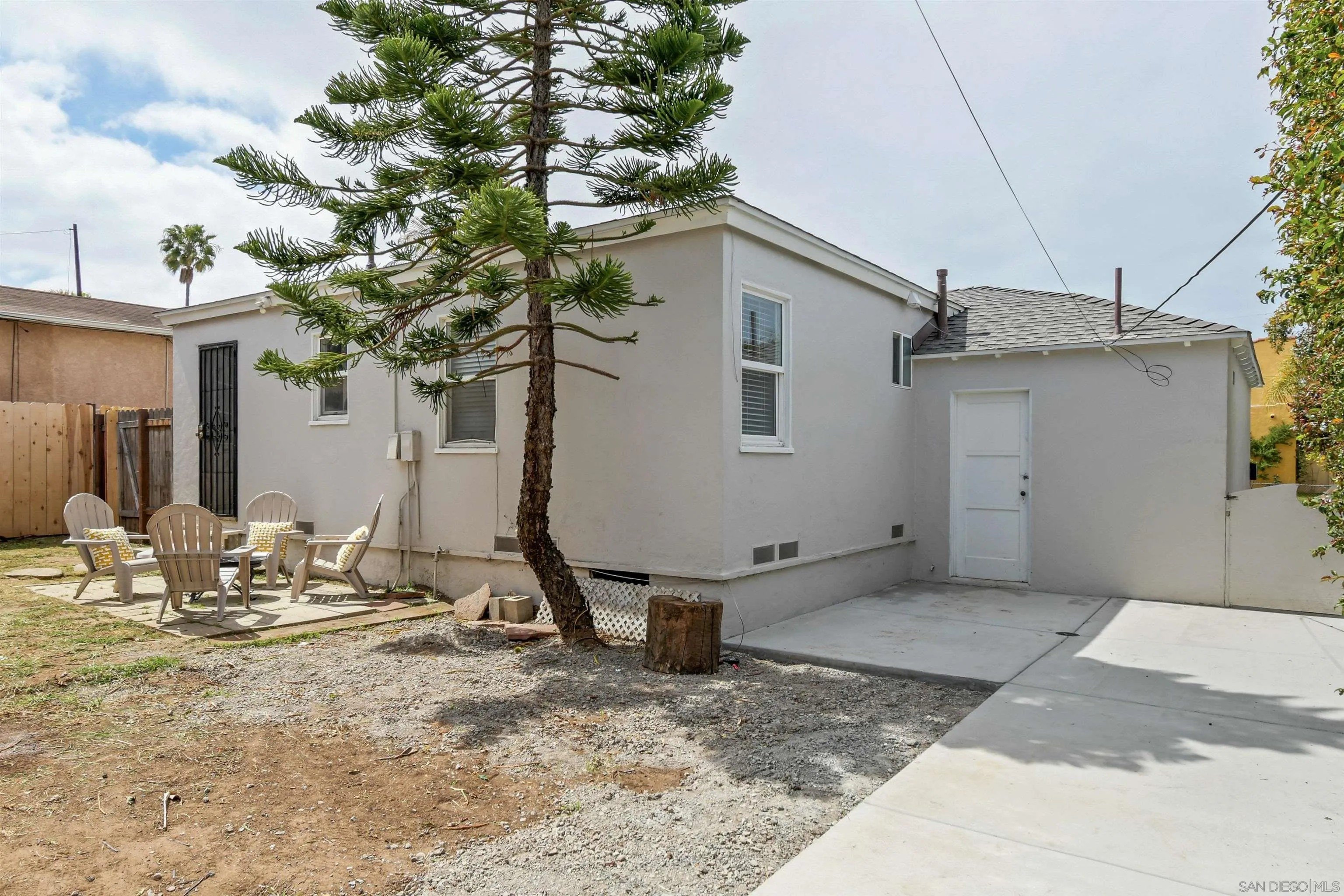 San Diego, California, 92107, United States, 4 Bedrooms Bedrooms, ,1 BathroomBathrooms,Residential,For Sale,1912111