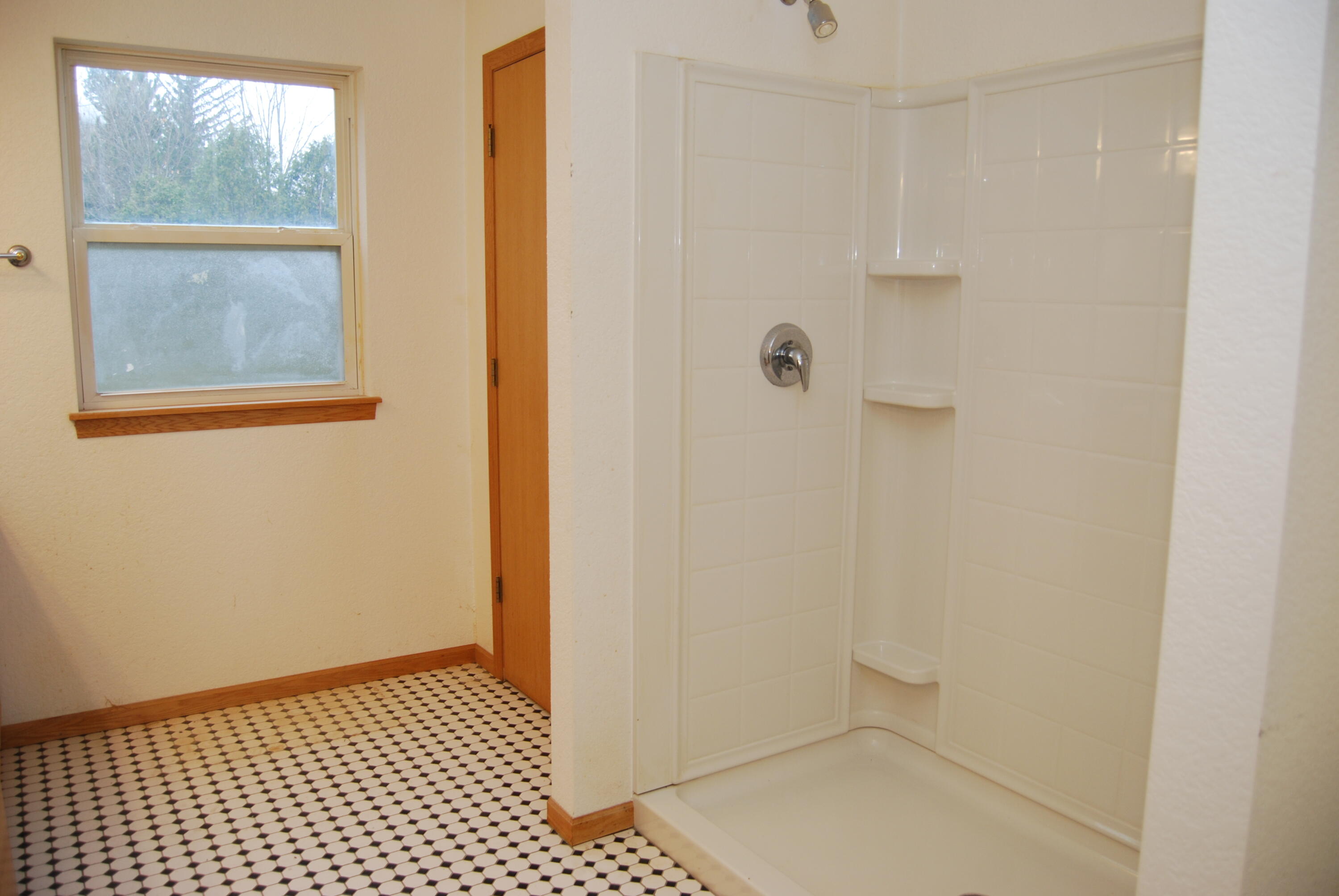 Wayne, Wisconsin, 53002, United States, 3 Bedrooms Bedrooms, ,2 BathroomsBathrooms,Residential,For Sale,2000688