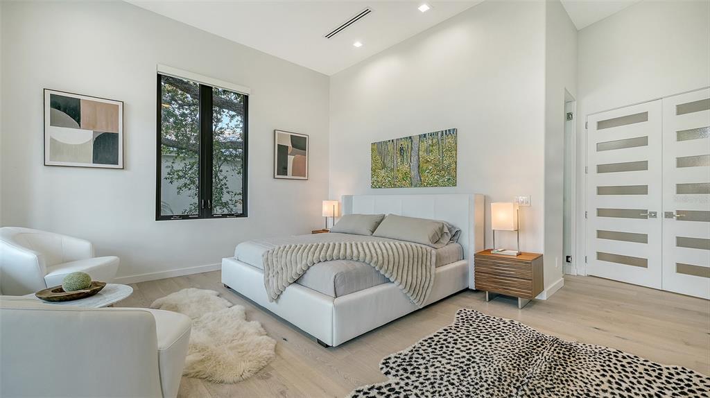 Sarasota, Florida, 34239, United States, 4 Bedrooms Bedrooms, ,7 BathroomsBathrooms,Residential,For Sale,1759750