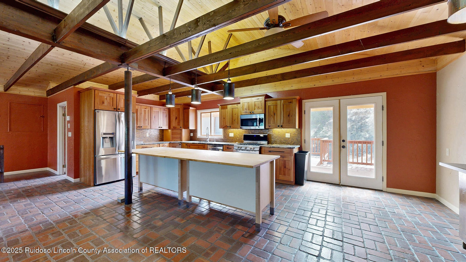 Ruidoso, New Mexico, 88345, United States, 3 Bedrooms Bedrooms, ,3 BathroomsBathrooms,Residential,For Sale,1826738