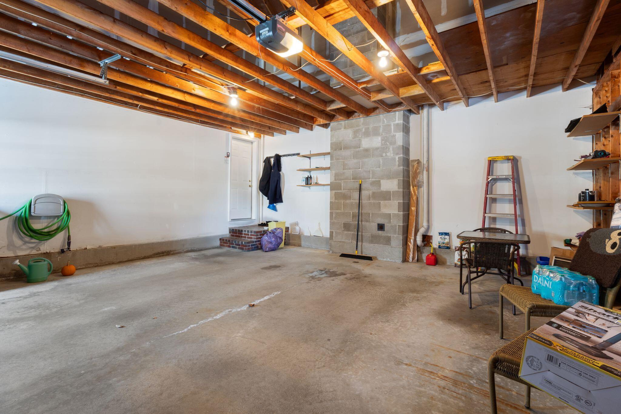 Portland, Maine, 04103, United States, 3 Bedrooms Bedrooms, ,3 BathroomsBathrooms,Residential,For Sale,2002242