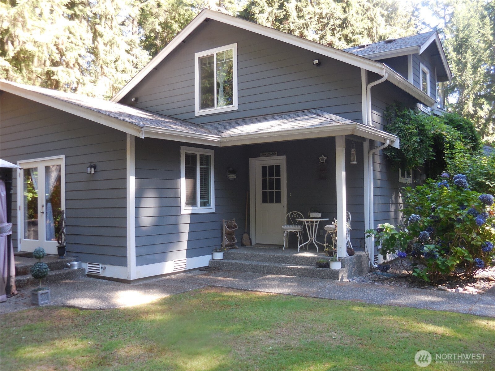 Port Orchard, Washington, 98367, United States, 3 Bedrooms Bedrooms, ,3 BathroomsBathrooms,Residential,For Sale,1925960