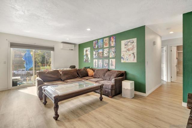 San Diego, California, 92129, United States, 2 Bedrooms Bedrooms, ,1 BathroomBathrooms,Residential,For Sale,1895136