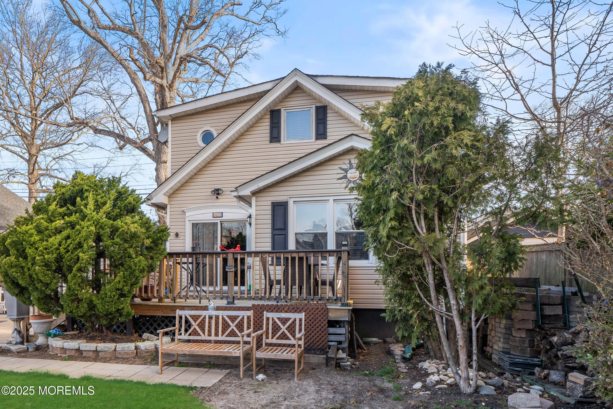 Allenhurst, New Jersey, 07711, United States, 2 Bedrooms Bedrooms, ,2 BathroomsBathrooms,Residential,For Sale,1928336