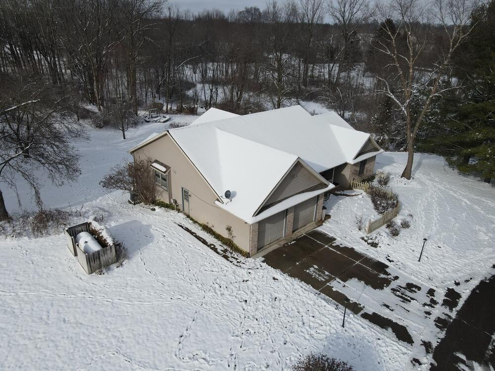 Portland, Michigan, 48875, United States, 5 Bedrooms Bedrooms, ,4 BathroomsBathrooms,Residential,For Sale,2002495