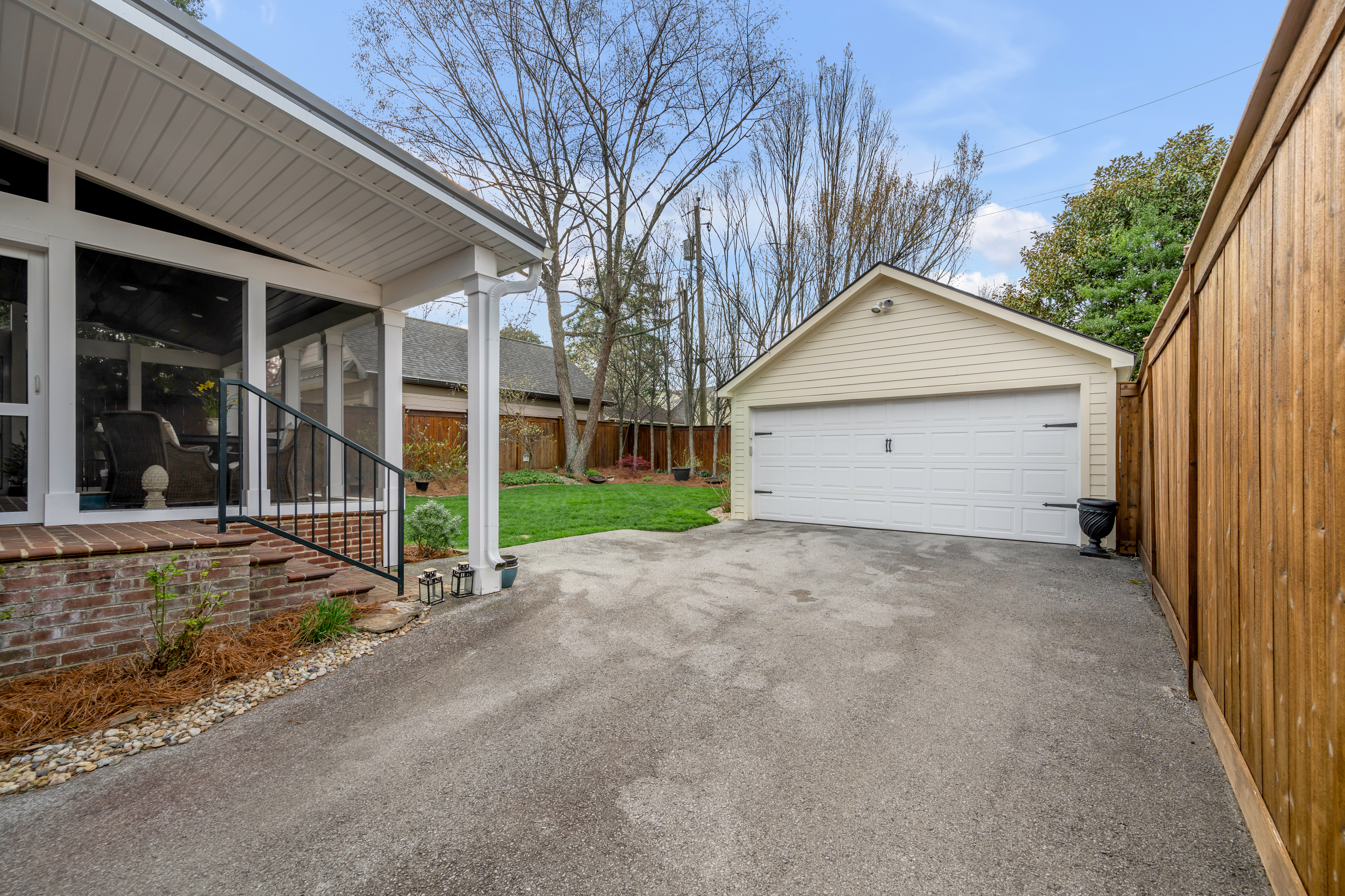  325 Kingsway Drive - 物件實景