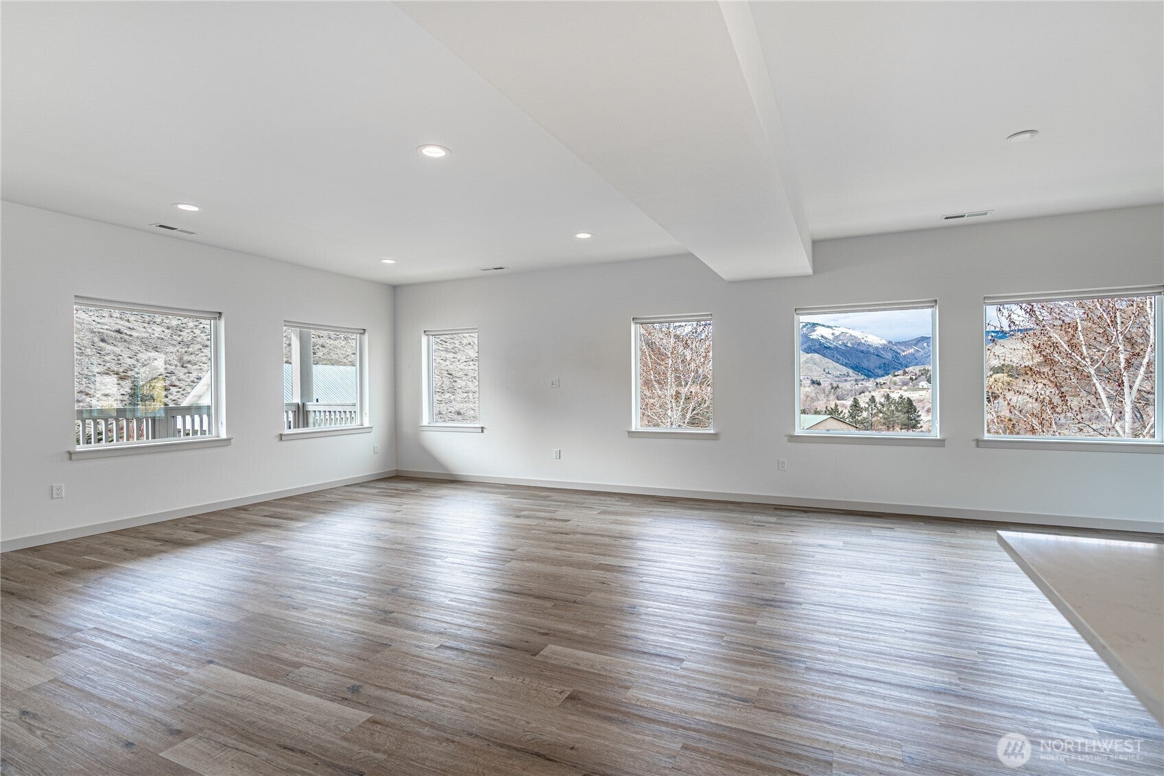 Entiat, Washington, 98822, United States, 3 Bedrooms Bedrooms, ,2 BathroomsBathrooms,Residential,For Sale,1754478