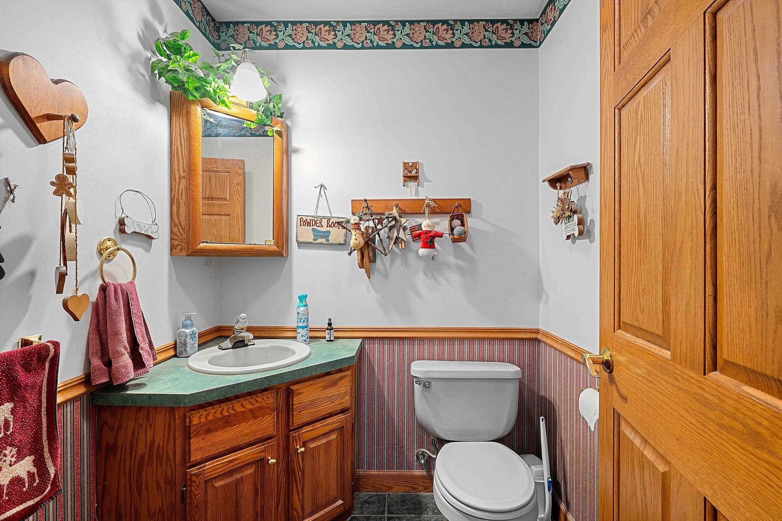 DE PERE, Wisconsin, 54115-9240, United States, 4 Bedrooms Bedrooms, ,4 BathroomsBathrooms,Residential,For Sale,2048017