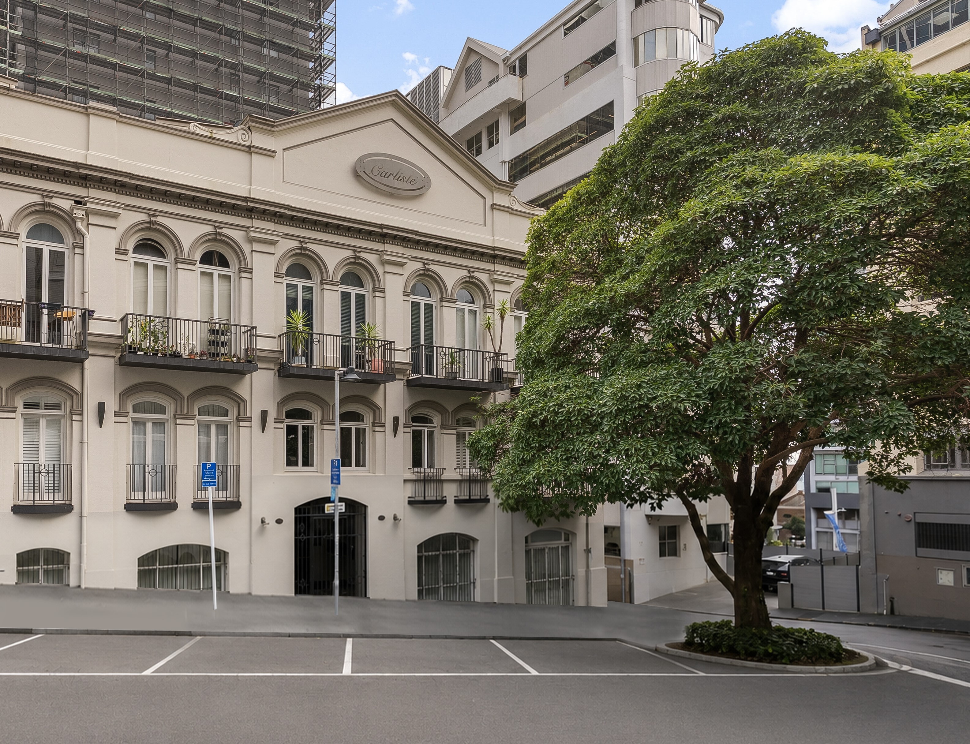  Sophisticated Two-Level City Apartment Residence - 物件實景
