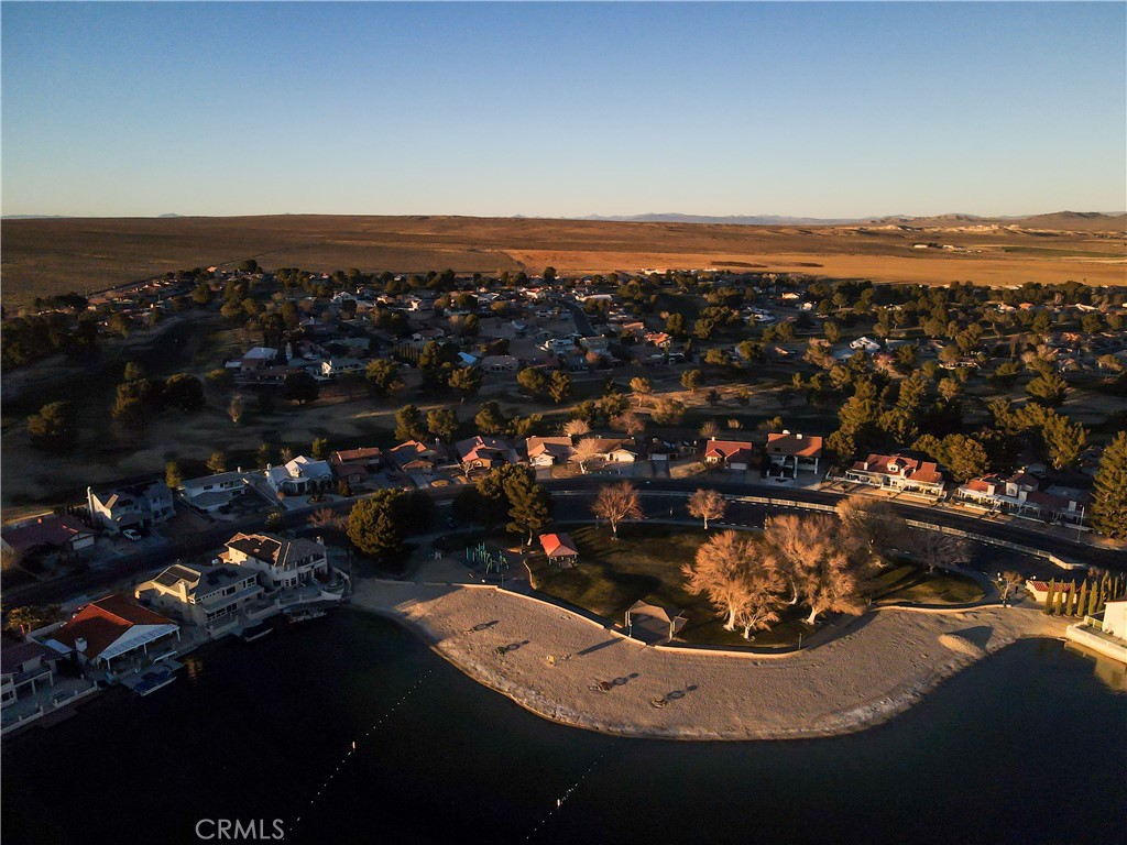 Helendale, California, 92342, United States, 4 Bedrooms Bedrooms, ,4 BathroomsBathrooms,Residential,For Sale,1991488