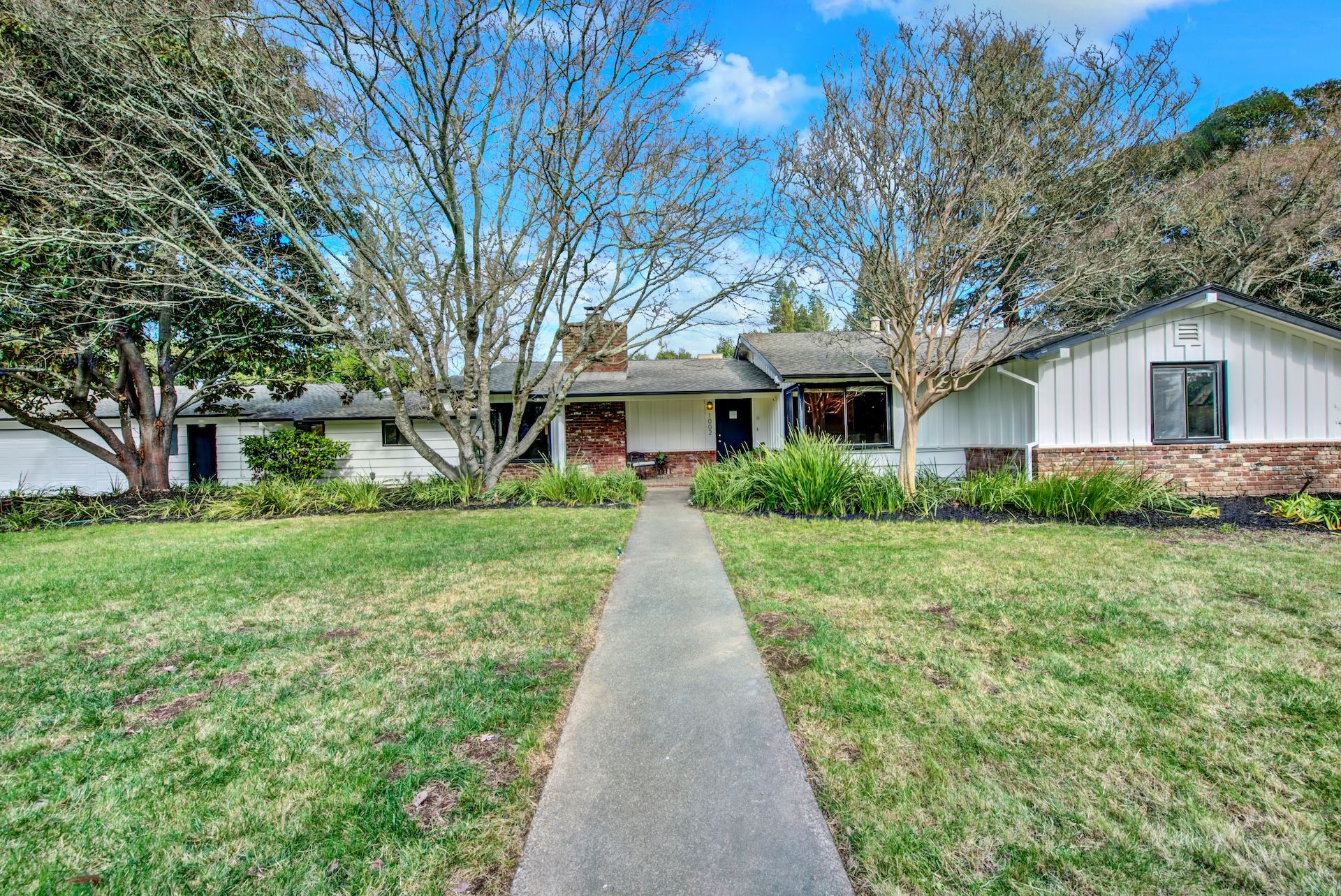 Classic Mid-Century in Monticello Park