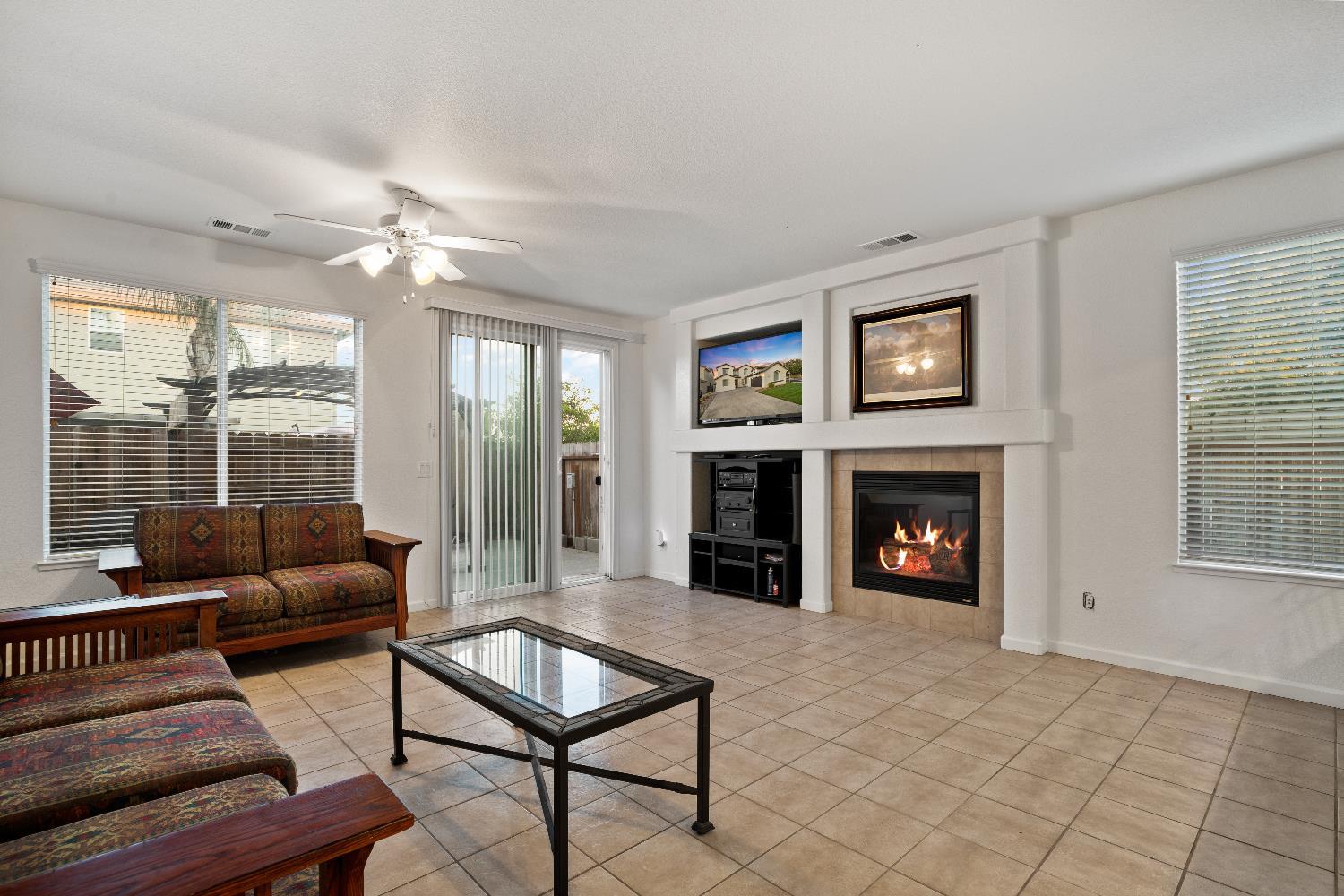 Riverbank, California, 95367, United States, 4 Bedrooms Bedrooms, ,3 BathroomsBathrooms,Residential,For Sale,1974513