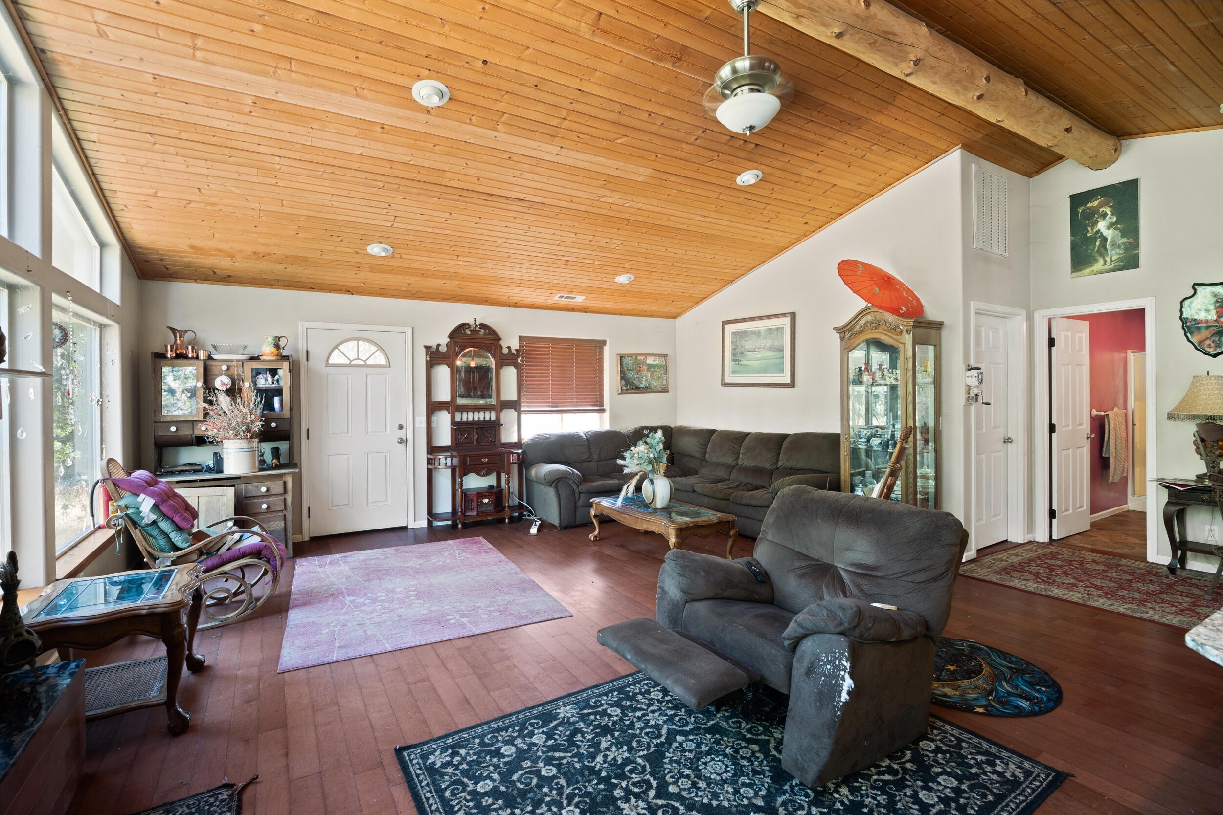 Selma, Oregon, 97538, United States, 3 Bedrooms Bedrooms, ,2 BathroomsBathrooms,Residential,For Sale,1980264