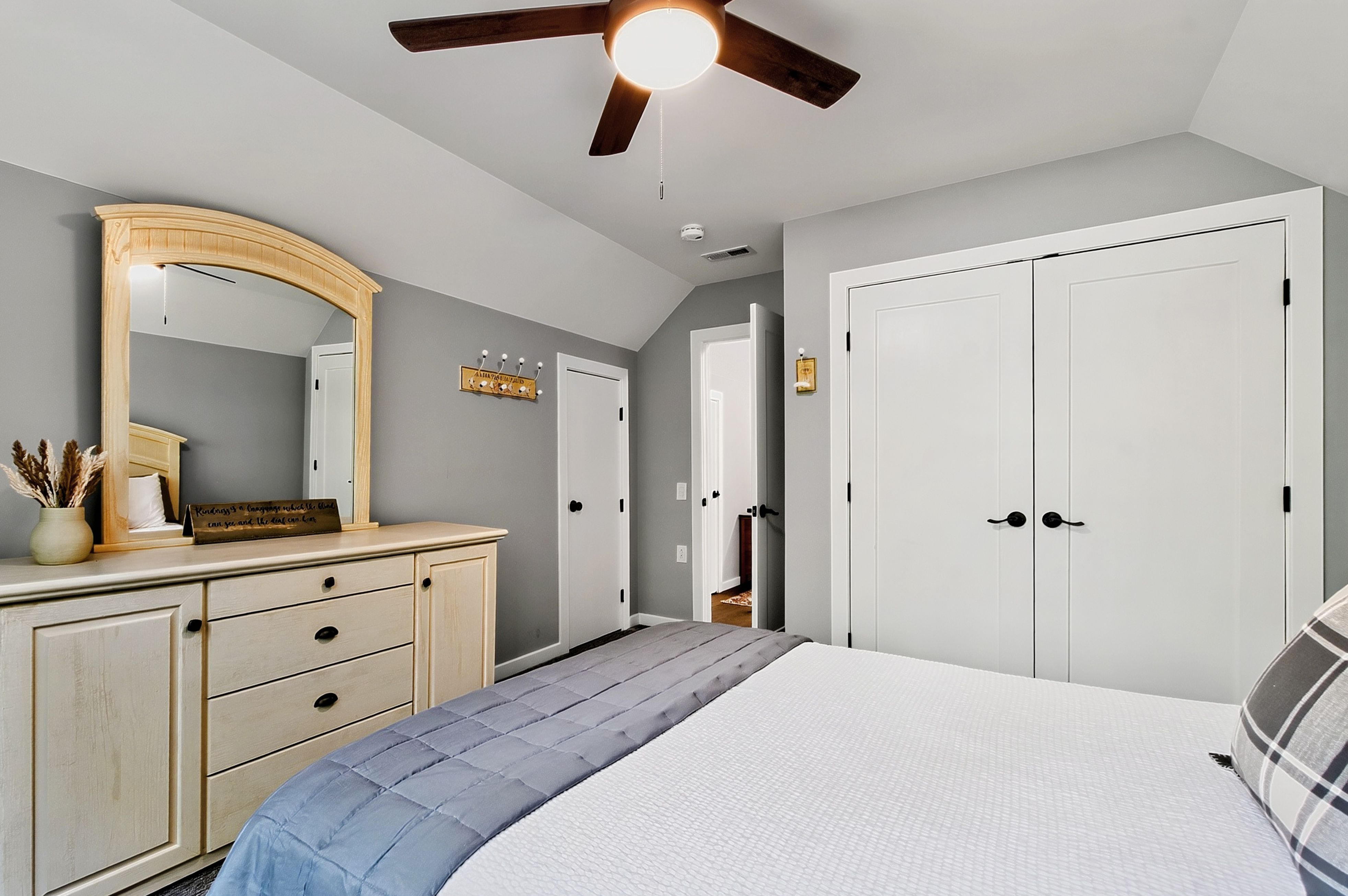  2560 New Hope Drive, Chapel Hill, NC 27514 - 物件實景