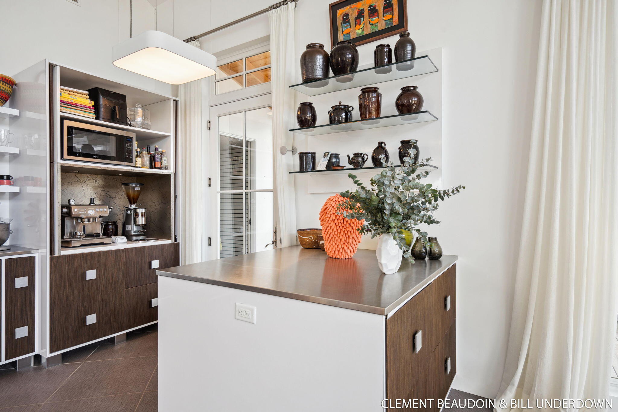 Fennville, Michigan, 49408, United States, 5 Bedrooms Bedrooms, ,7 BathroomsBathrooms,Residential,For Sale,1973707