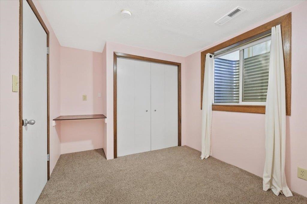 Spokane, Washington, 99208, United States, 6 Bedrooms Bedrooms, ,3 BathroomsBathrooms,Residential,For Sale,1993599