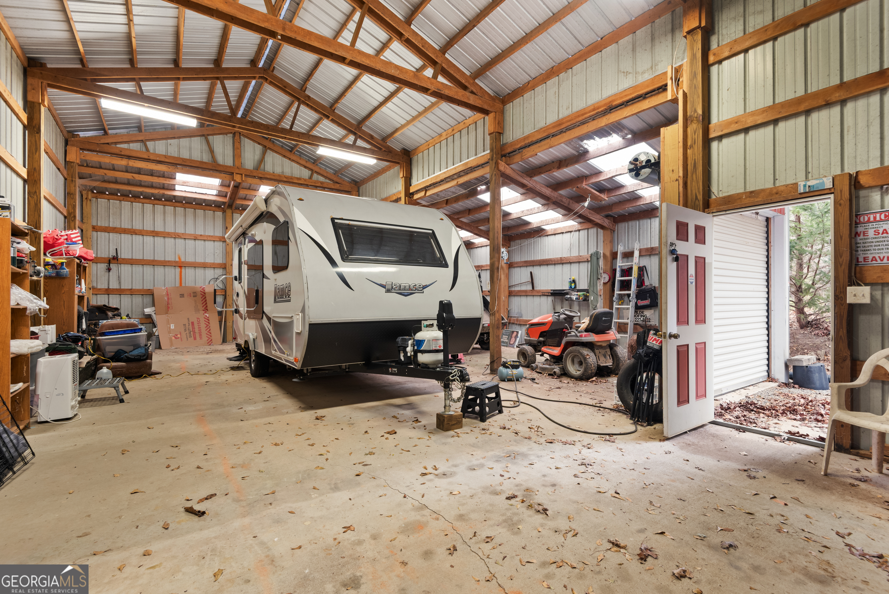 Barnesville, Georgia, 30204, United States, 4 Bedrooms Bedrooms, ,3 BathroomsBathrooms,Residential,For Sale,2008822