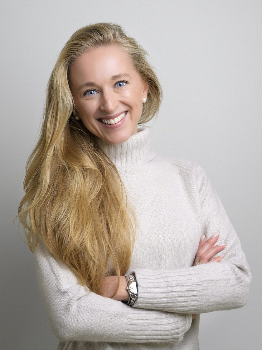 Victoria Julia Corinne Cenna