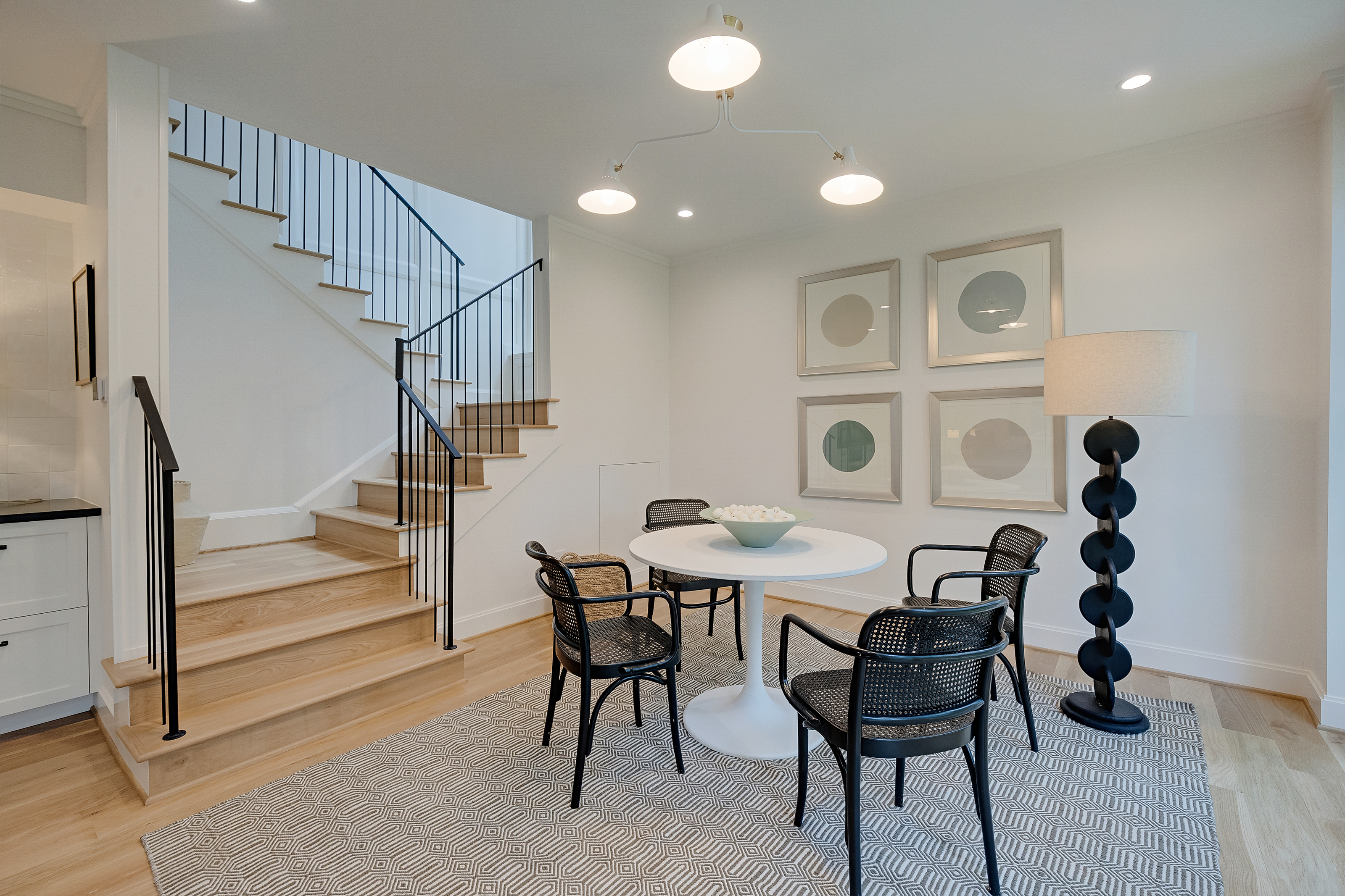  Elevated Living in Ashford Park - 物件實景