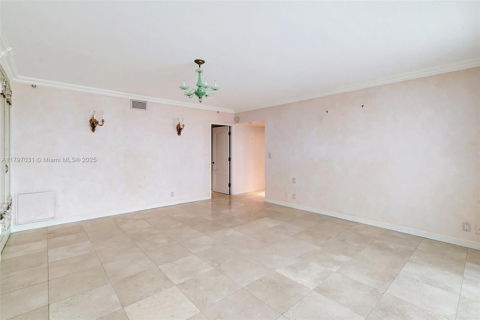 Aventura, Florida, 33180, United States, 4 Bedrooms Bedrooms, ,5 BathroomsBathrooms,Residential,For Sale,1796989