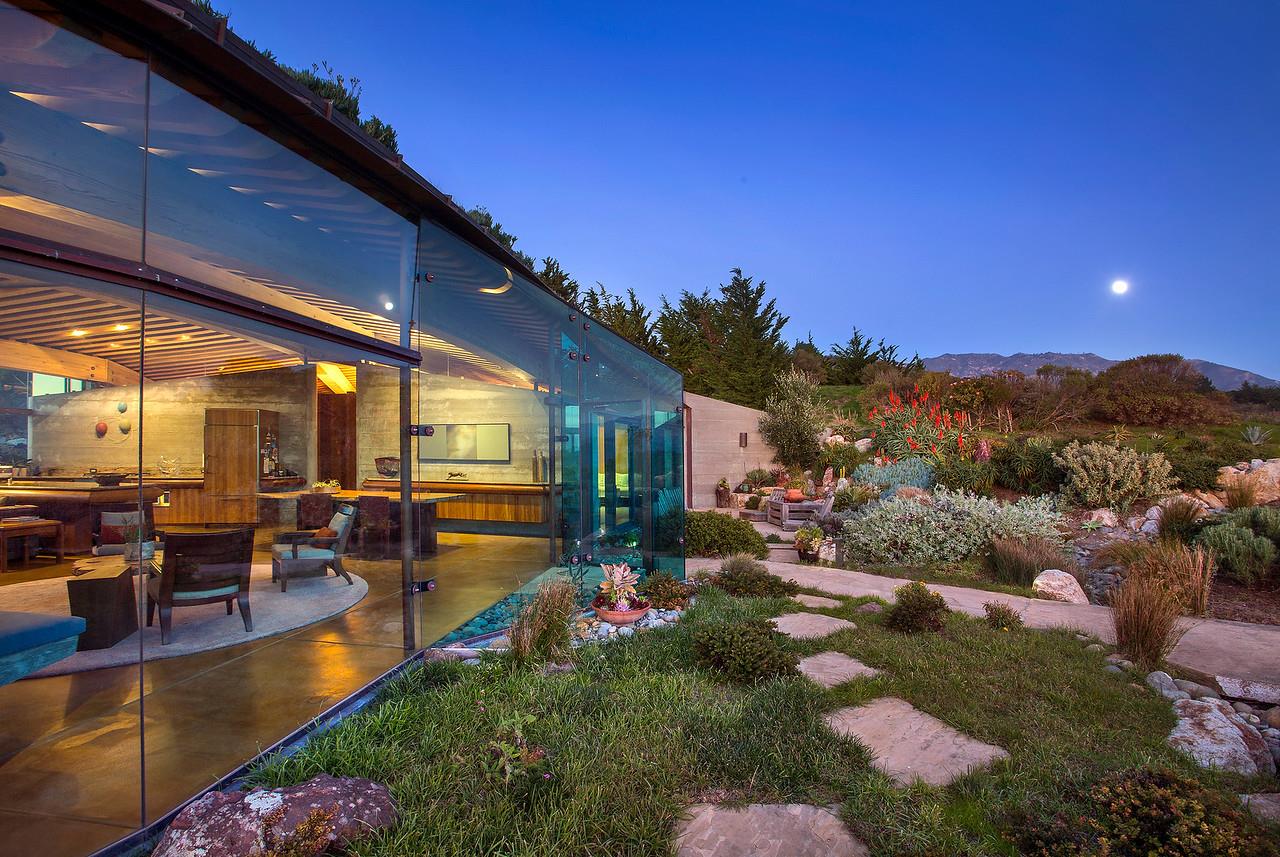 Big Sur, California, 93920, United States, 4 Bedrooms Bedrooms, ,4 BathroomsBathrooms,Residential,For Sale,1875894