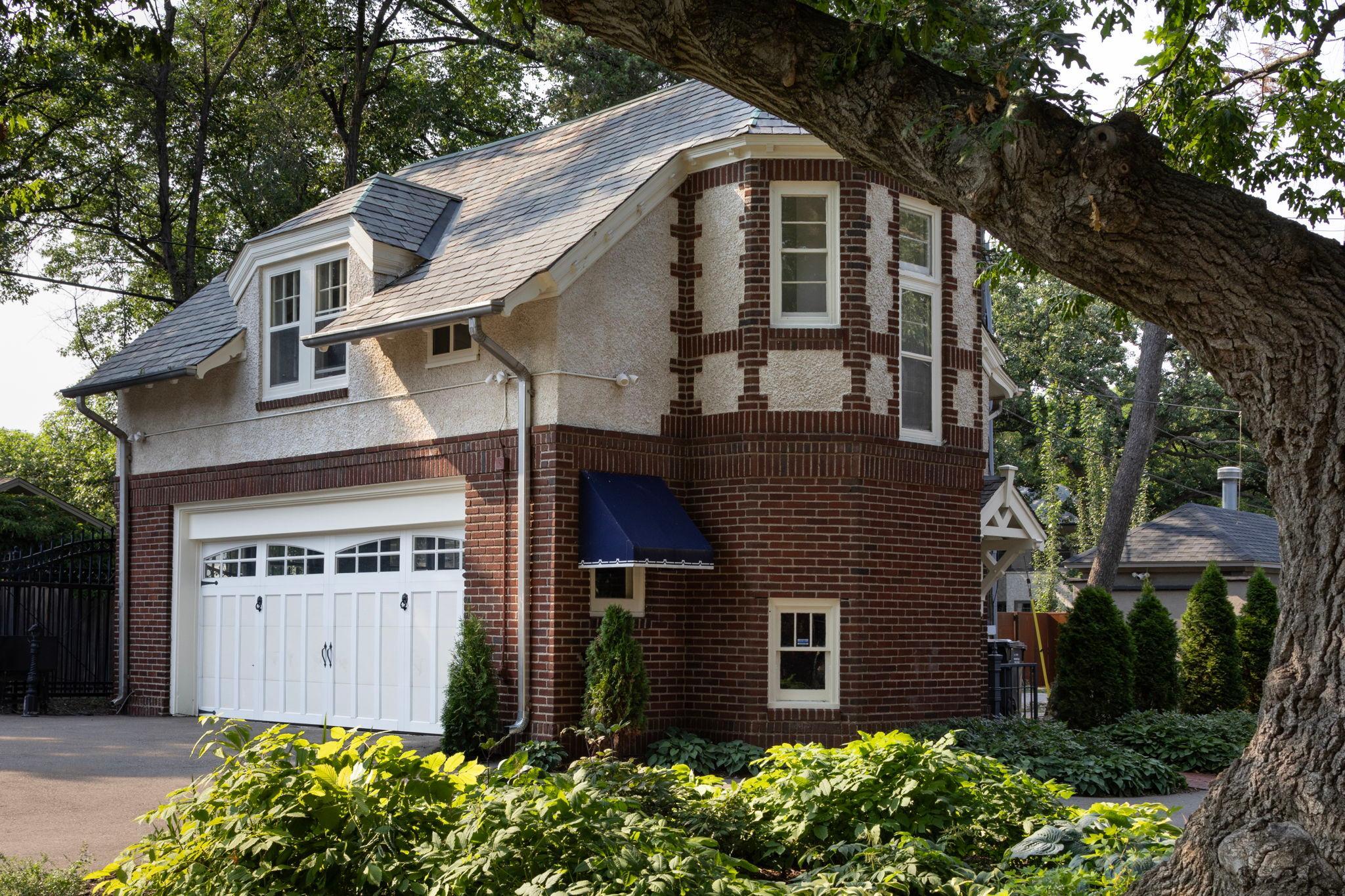 Minneapolis, Minnesota, 55416, United States, 5 Bedrooms Bedrooms, ,4 BathroomsBathrooms,Residential,For Sale,1907666