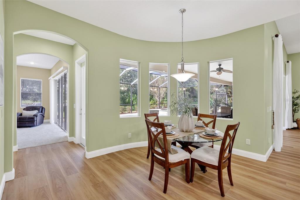 Bradenton, Florida, 34212, United States, 4 Bedrooms Bedrooms, ,3 BathroomsBathrooms,Residential,For Sale,1991075