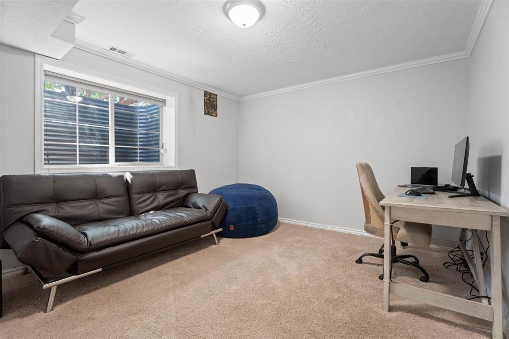 Missoula, Montana, 59803, United States, 4 Bedrooms Bedrooms, ,4 BathroomsBathrooms,Residential,For Sale,1895137