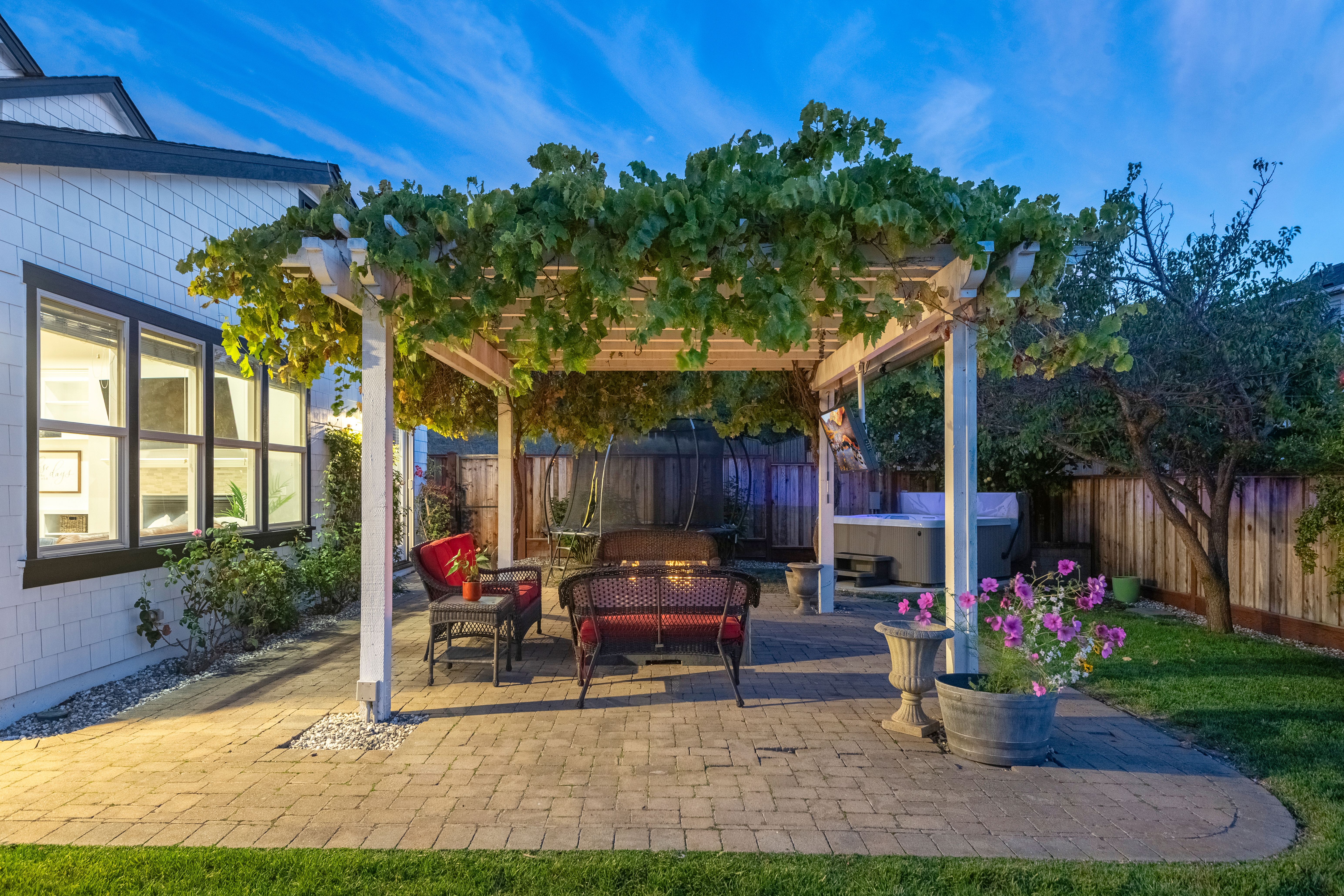  Spacious, Turnkey Living in the Heart of West Petaluma - 物件實景