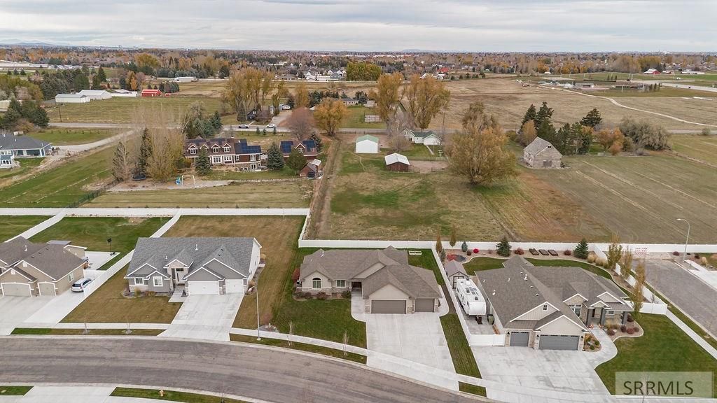 Idaho Falls, Idaho, 83404, United States, 5 Bedrooms Bedrooms, ,3 BathroomsBathrooms,Residential,For Sale,1987473