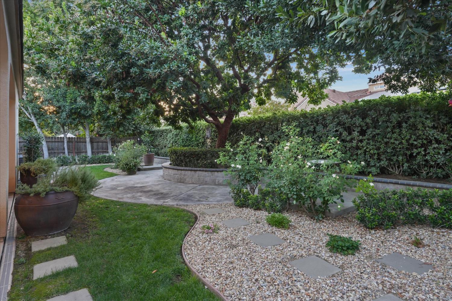 Clovis, California, 93619, United States, 3 Bedrooms Bedrooms, ,2 BathroomsBathrooms,Residential,For Sale,1942854